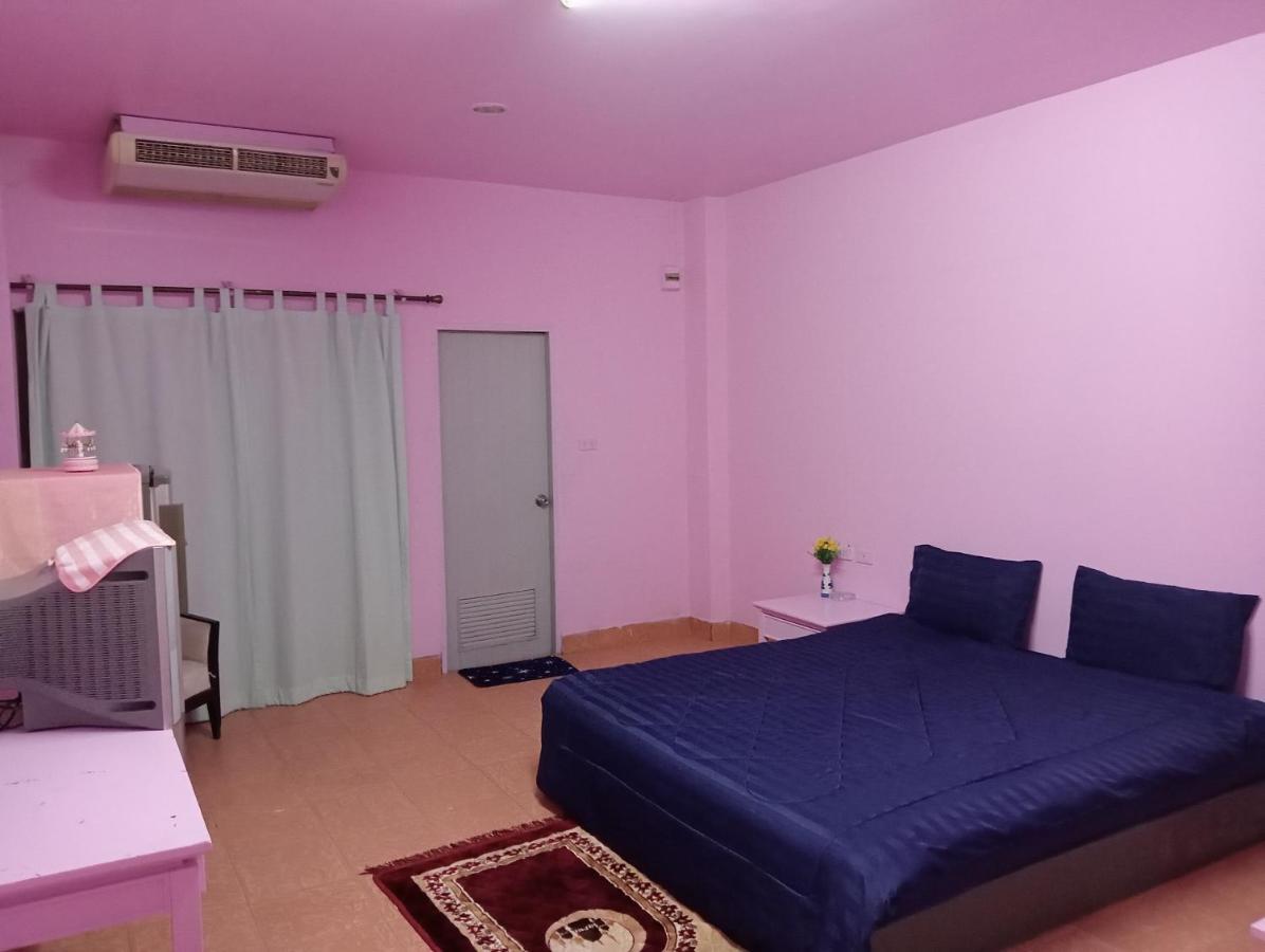Apartments Thai Smile Pattaya Bagian luar foto
