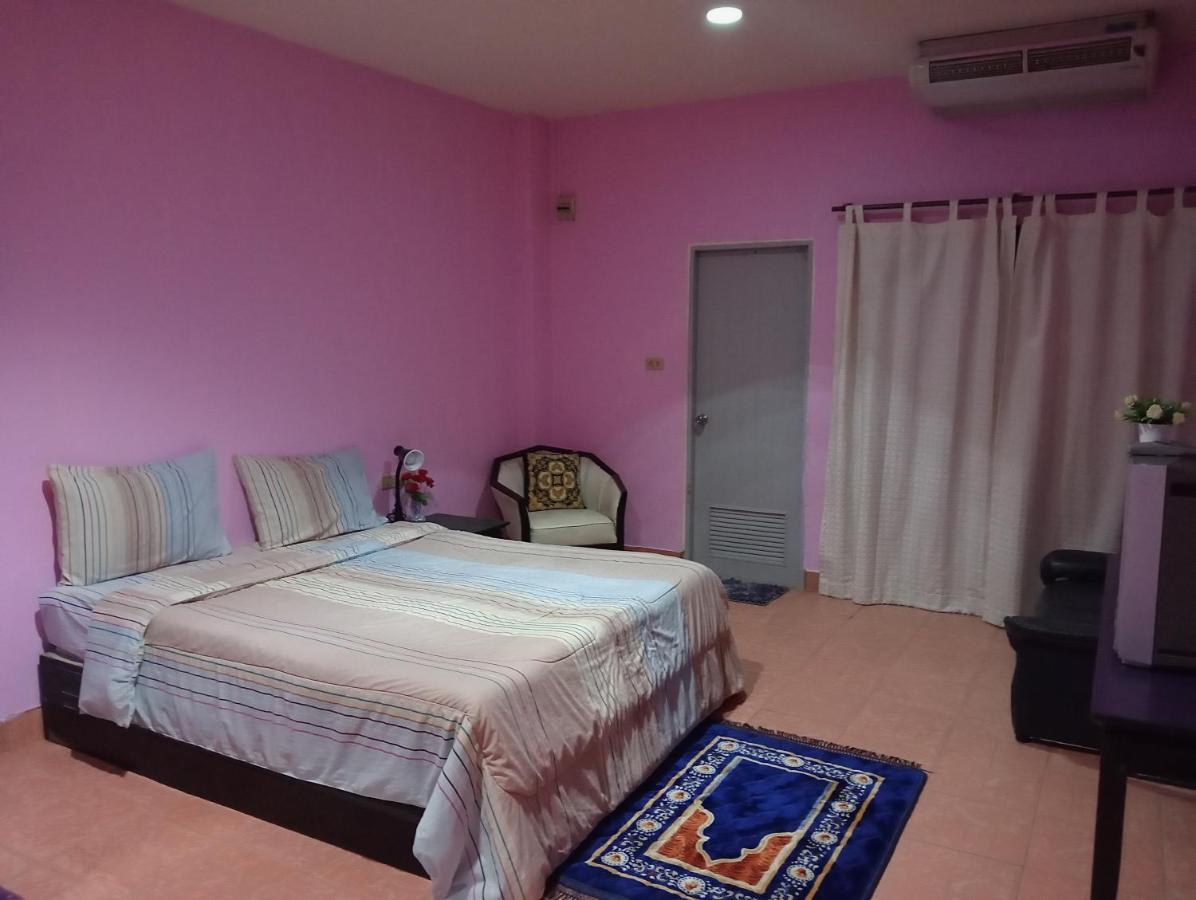 Apartments Thai Smile Pattaya Bagian luar foto
