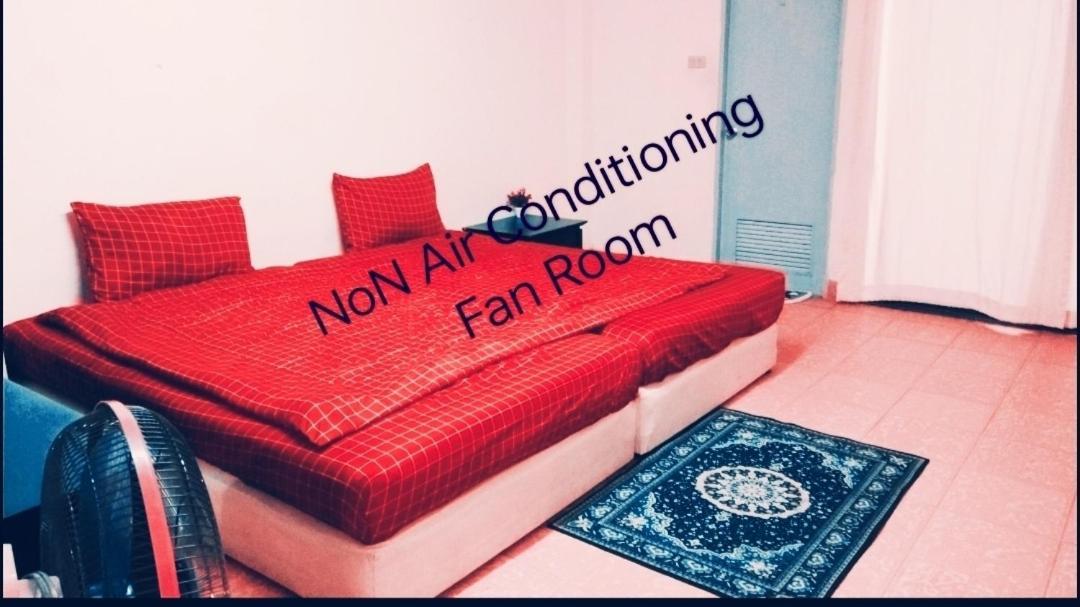 Apartments Thai Smile Pattaya Bagian luar foto